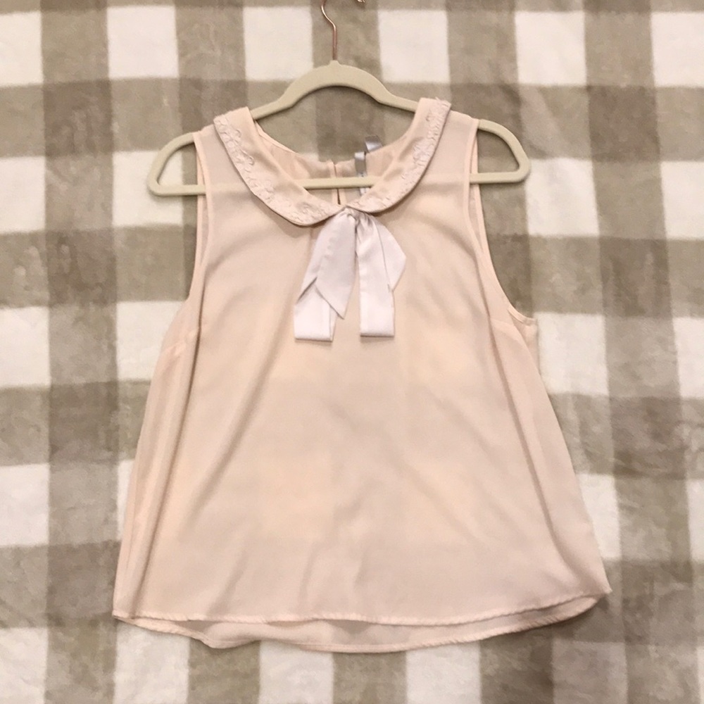 Lauren Conrad Baby Pink Tank With Floral Collar